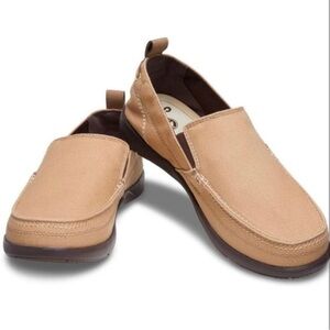 Crocs men’s walu slip on loafer
